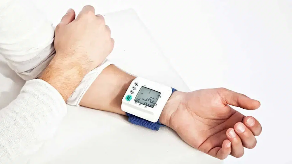 کار با فشار سنج دیجیتال مچی