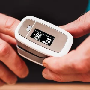 آموزش نحوه استفاده از پالس اکسیمتر در منزل